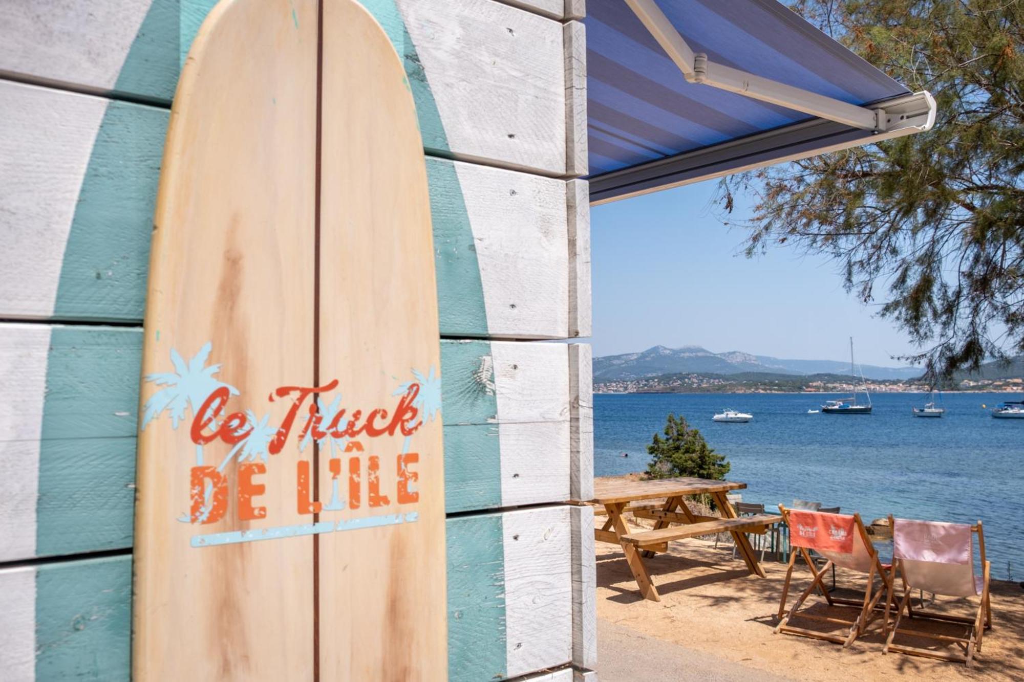 Hotel Helios & Spa - Ile Des Embiez Six-Fours-les-Plages Esterno foto